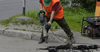 Демонтаж дорожных покрытий в Озерске - асфальтовых и бетонных покрытий от Сварной-Озр от 575 рублей